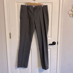 Men’s Gray Chinos/slacks/pants Amazon Essentials Size 33 x 32 Never worn